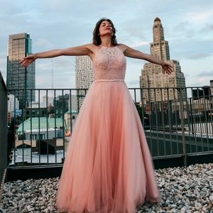 Meet your Posher, Cora